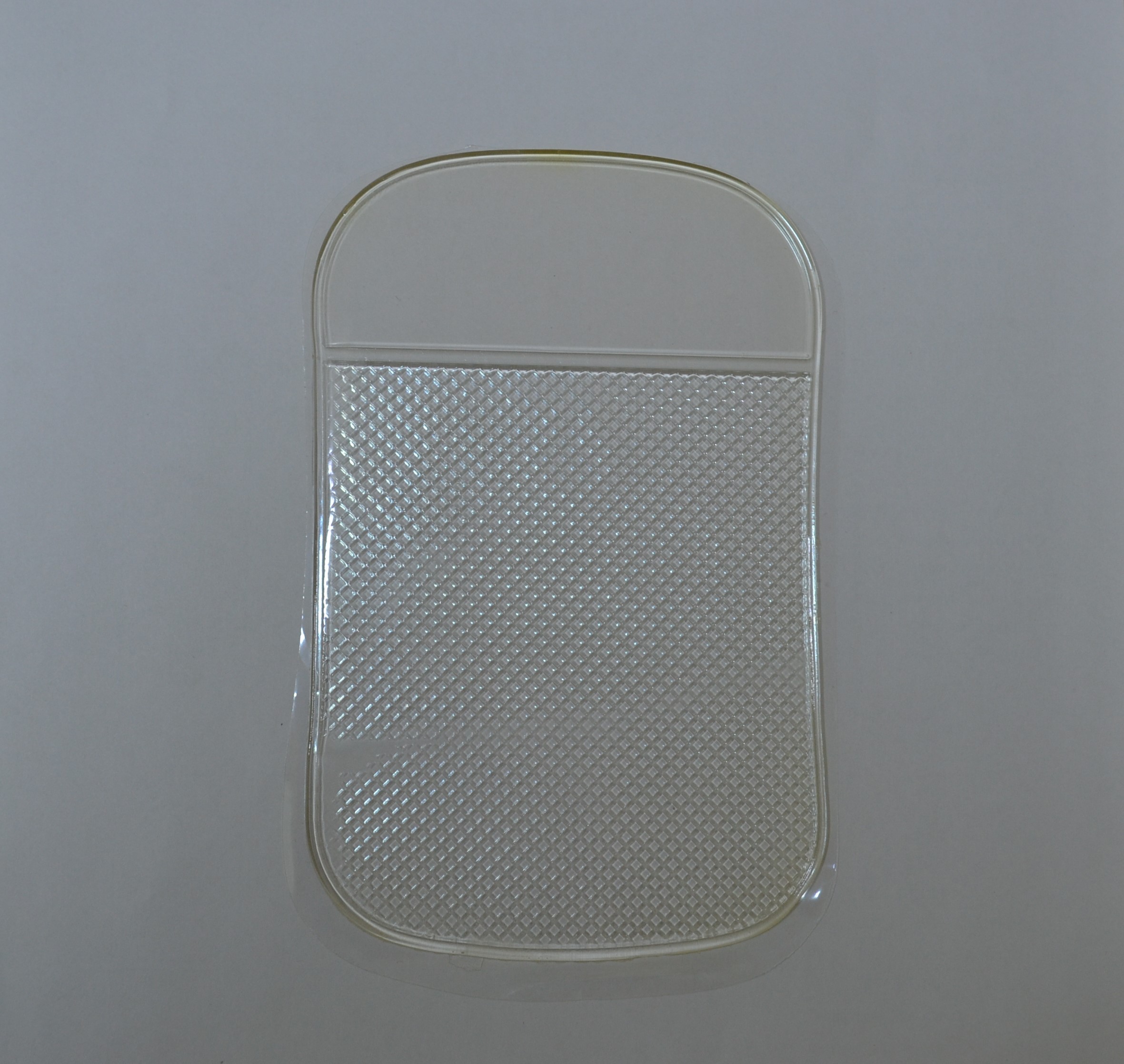 Коврик на панель приборов SL-002 прозрачный 15* 9см